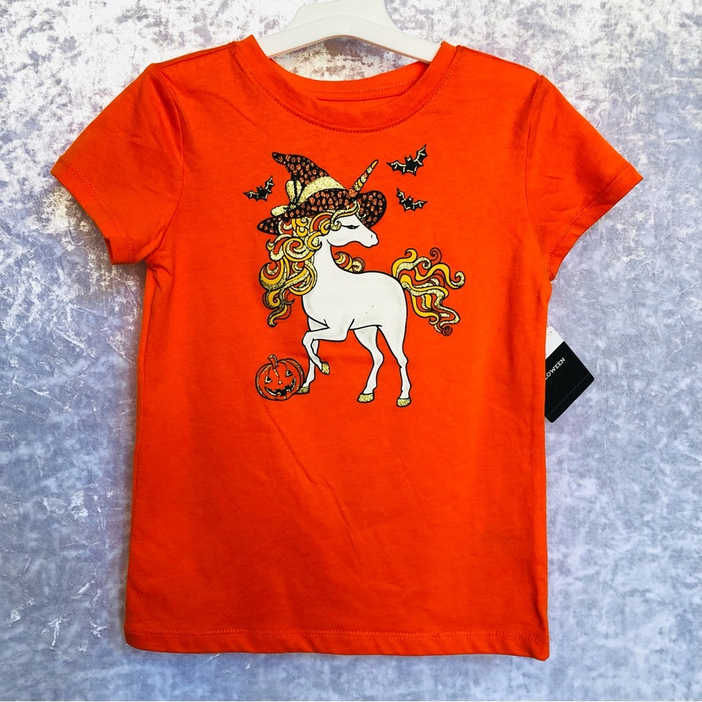 Halloween Themed T-Shirt Size Small